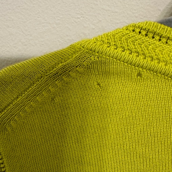 Banana Republic Neon Yellow Merino Wool Sweater - Picture 4 of 4